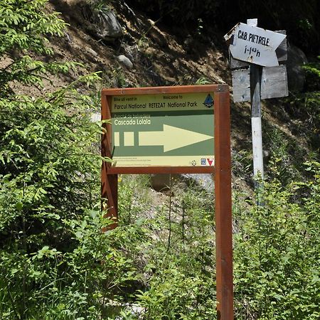 Cabana Cascada Carnic Nucsoara  Luaran gambar